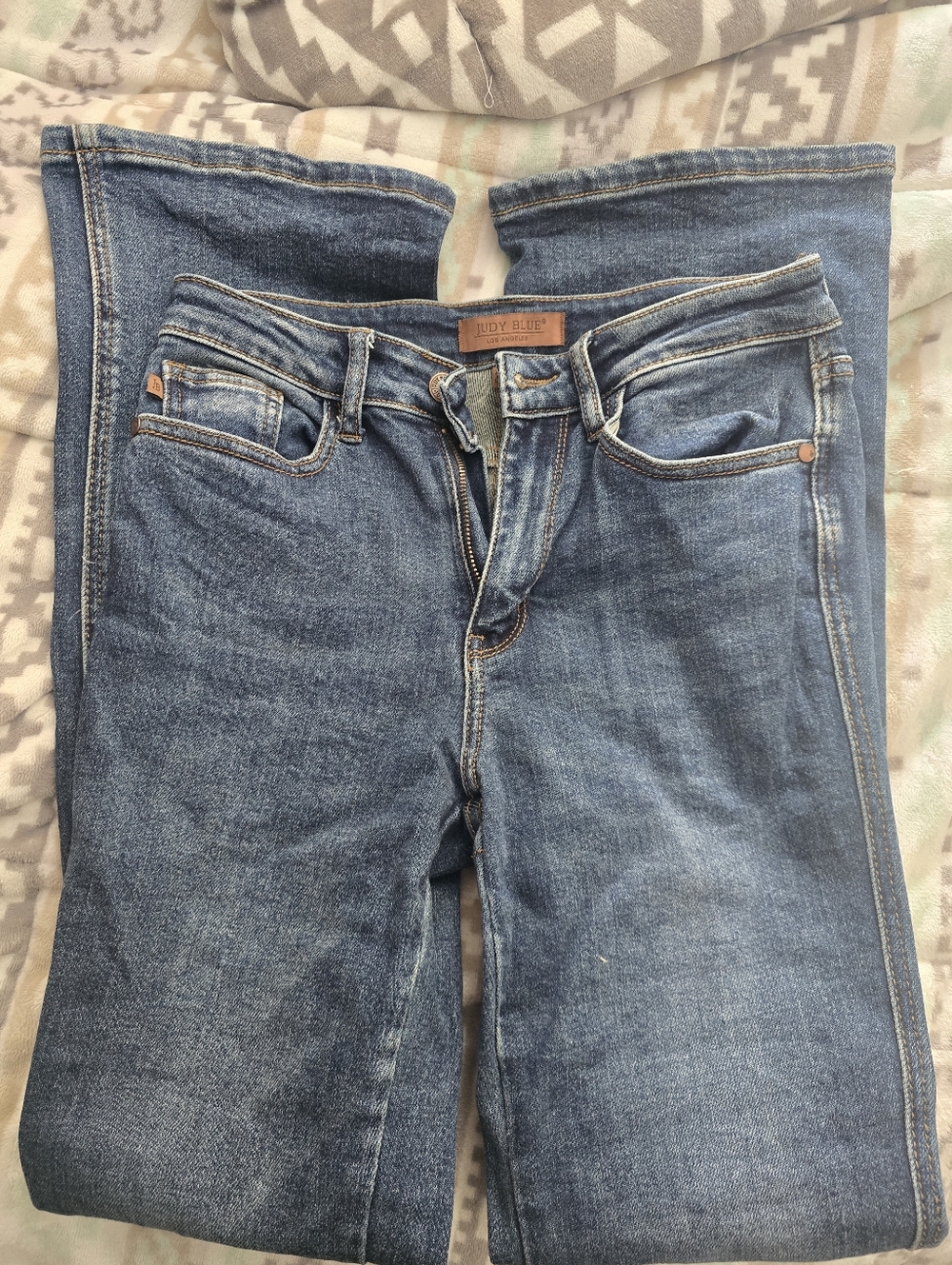 Judy Blue Bootcut Mid Wash Jeans